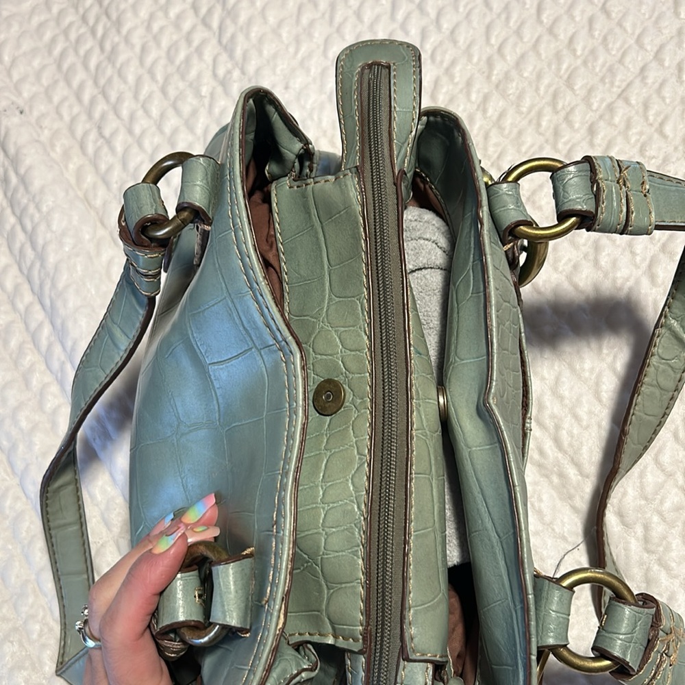 Nine West Light Mint Green Croc-Embossed Shoulder Bag - Picture 2 of 3